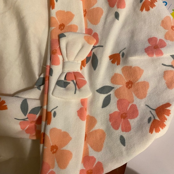 3piece set hat, booties, onsie - Picture 4 of 6